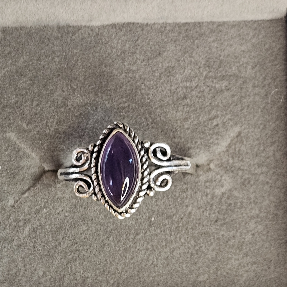 Amethyst Gemstone 925 Sterling Silver Ring